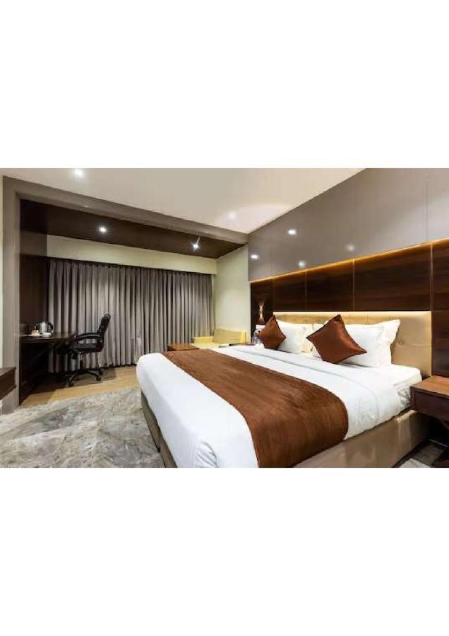 אויאיין Hotel Shivay President מראה חיצוני תמונה